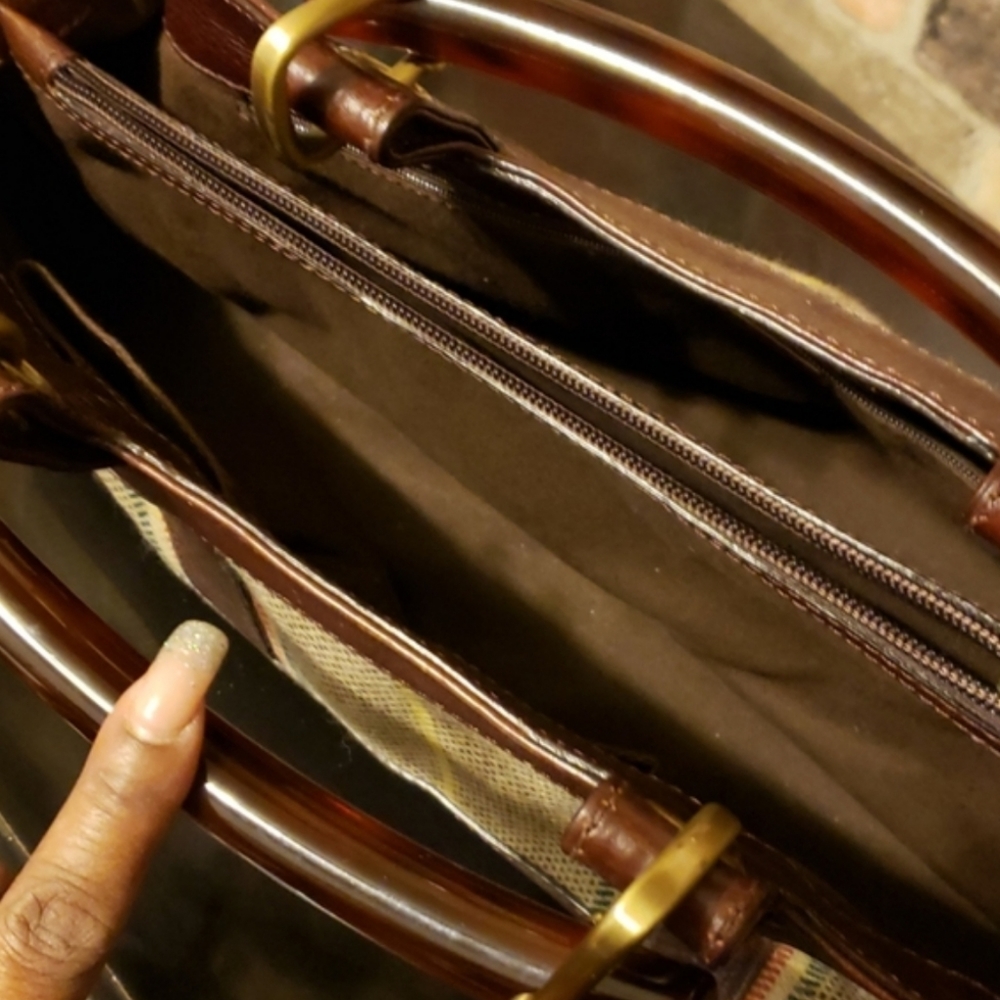 Authentic Burberry! - Picture 4 of 8